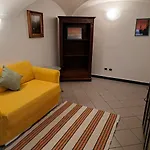 Lanterna House