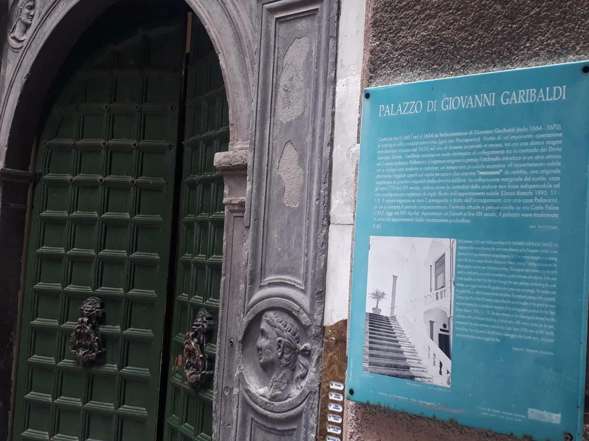 Lanterna House Genua